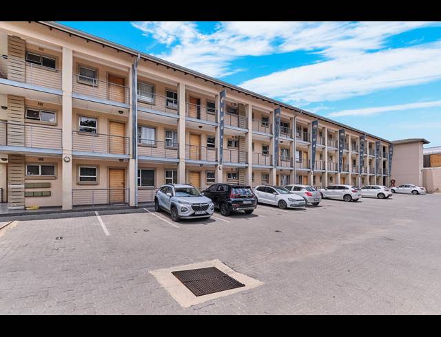 1 BEDROOM APARTMENT FOR SALE IN FERNDALE